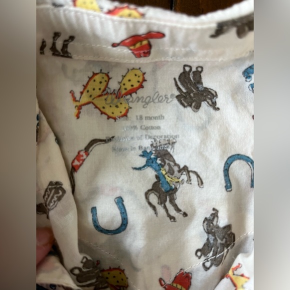 EUC Wrangler Pearl Button Western Shirt - Picture 2 of 3